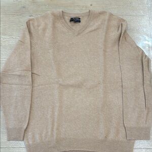 Club Room 100% cashmere Tan/brown V-neck Sweater w/ flaws